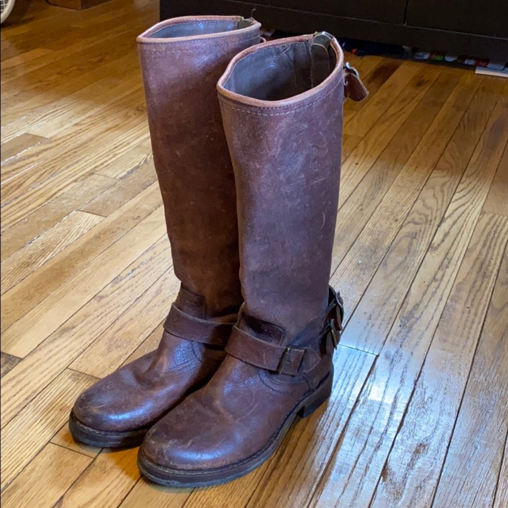 Frye Veronica Back-Zip Boot